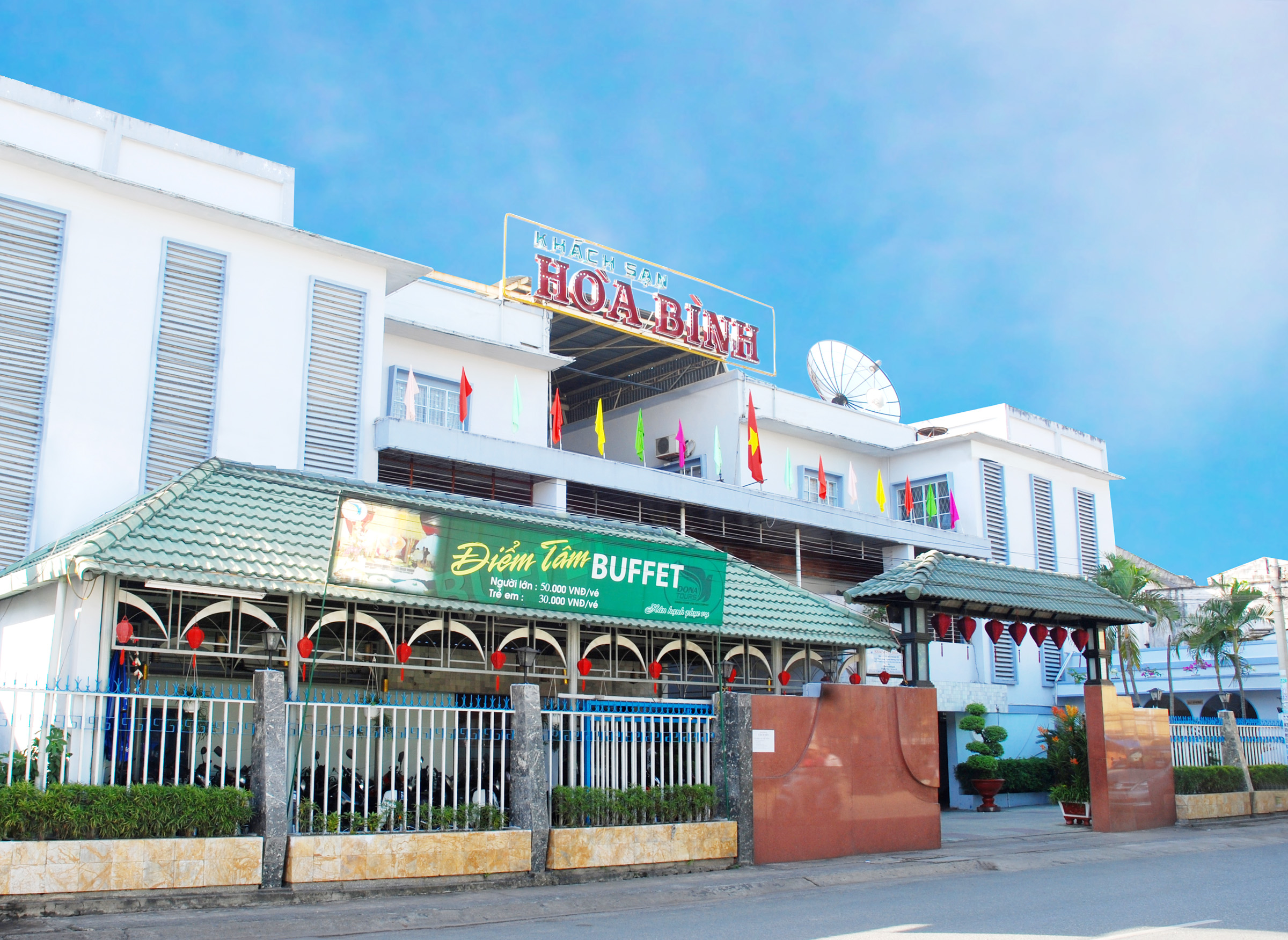 Khách sạn Hòa Bình